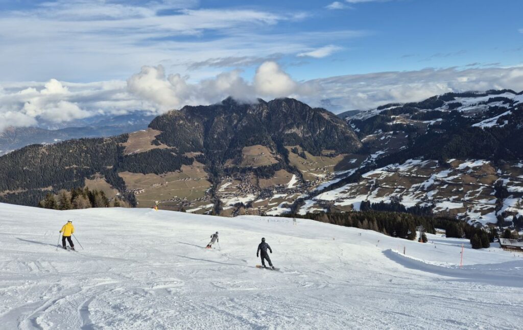 ABGEFAHREN im Ski Juwel Alpbachtal Wildschönau: Traumtag auf Tirols Pisten